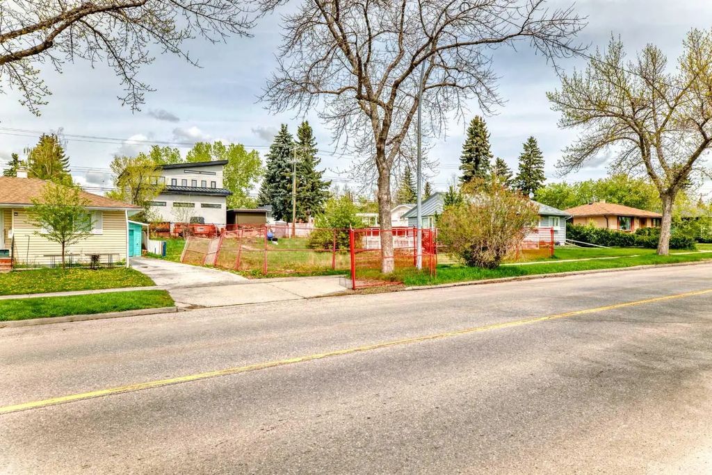 523 Northmount Drive Nw, Calgary
