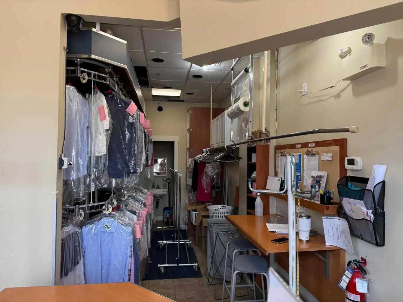 935 General Avenue Northeast, Calgary – Commercial Mixed Use Listing Photo 4