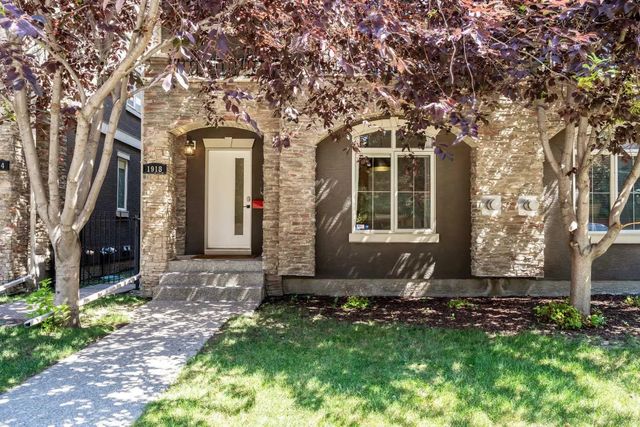 1918 36 Street Sw, Calgary