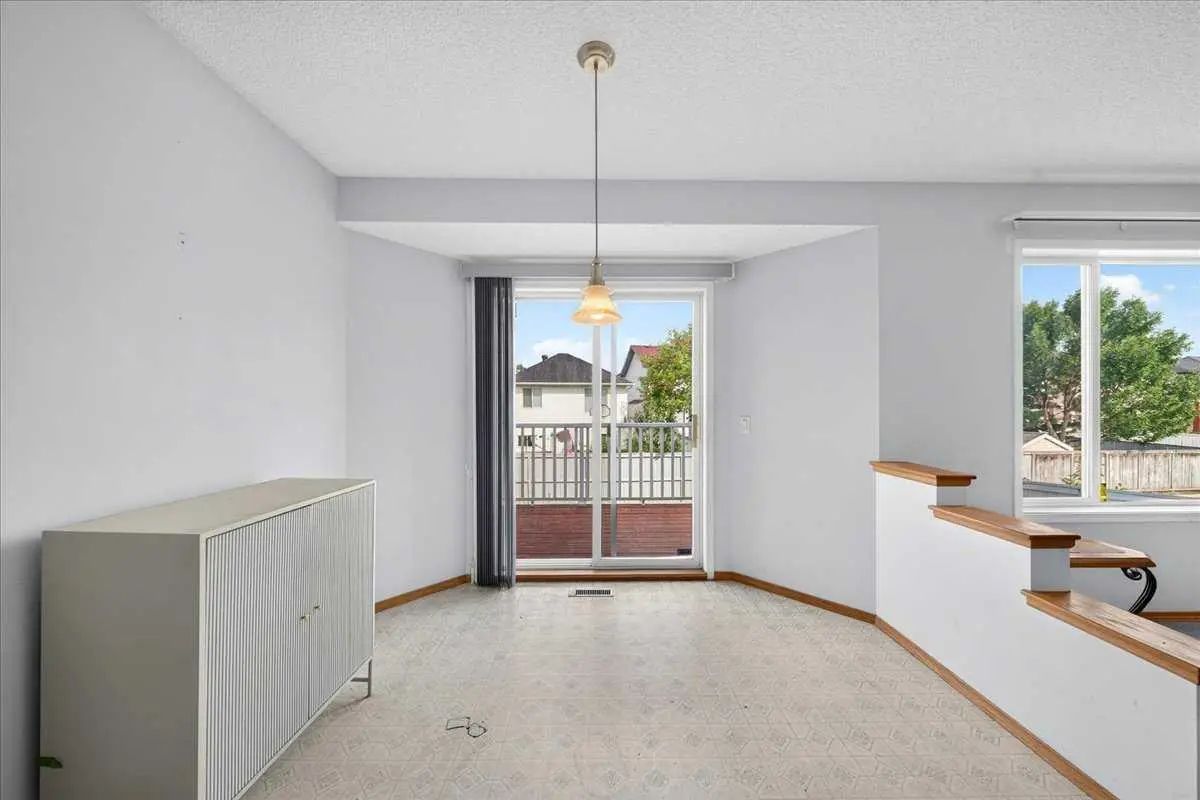 74 Anaheim Gardens Northeast, Calgary – Residential Detached Listing Photo 21
