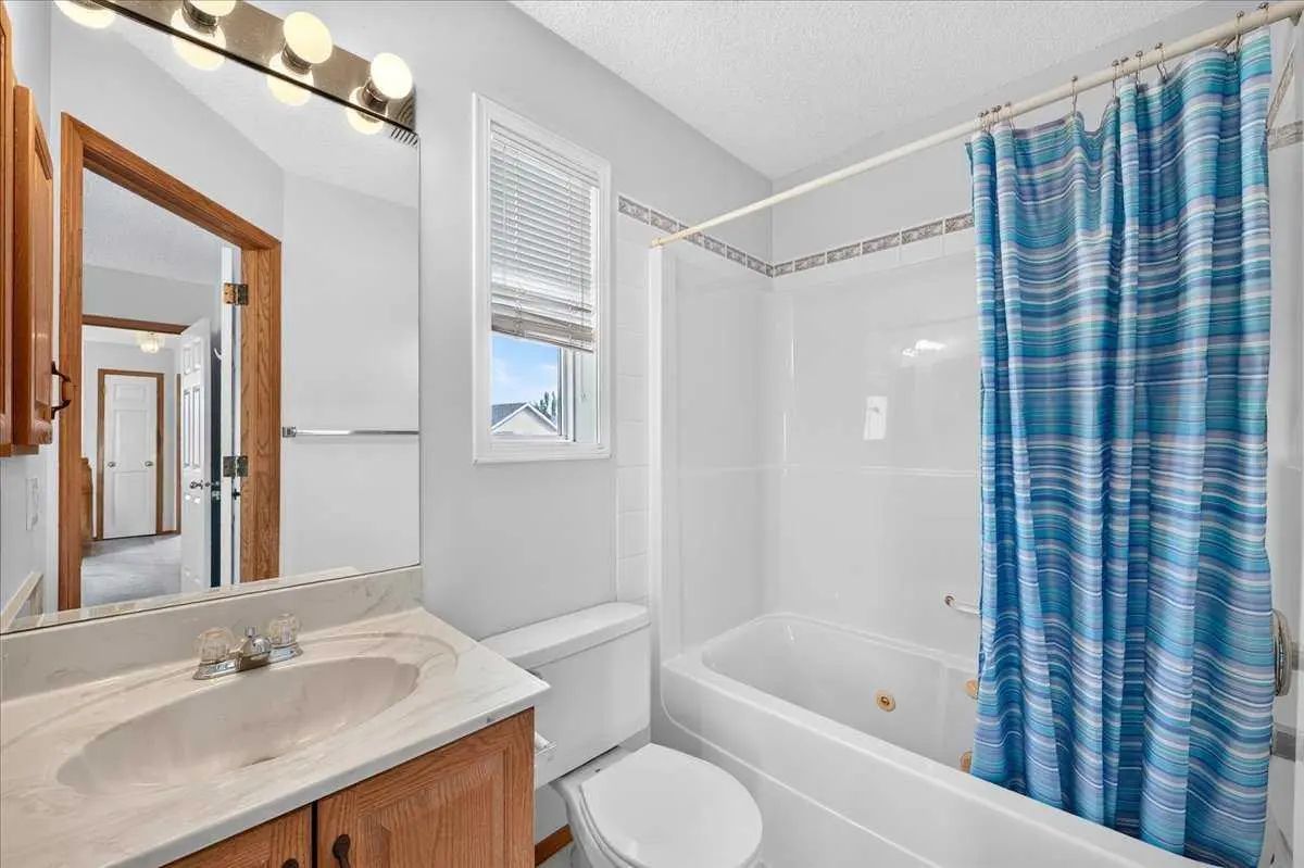 74 Anaheim Gardens Northeast, Calgary – Residential Detached Listing Photo 37