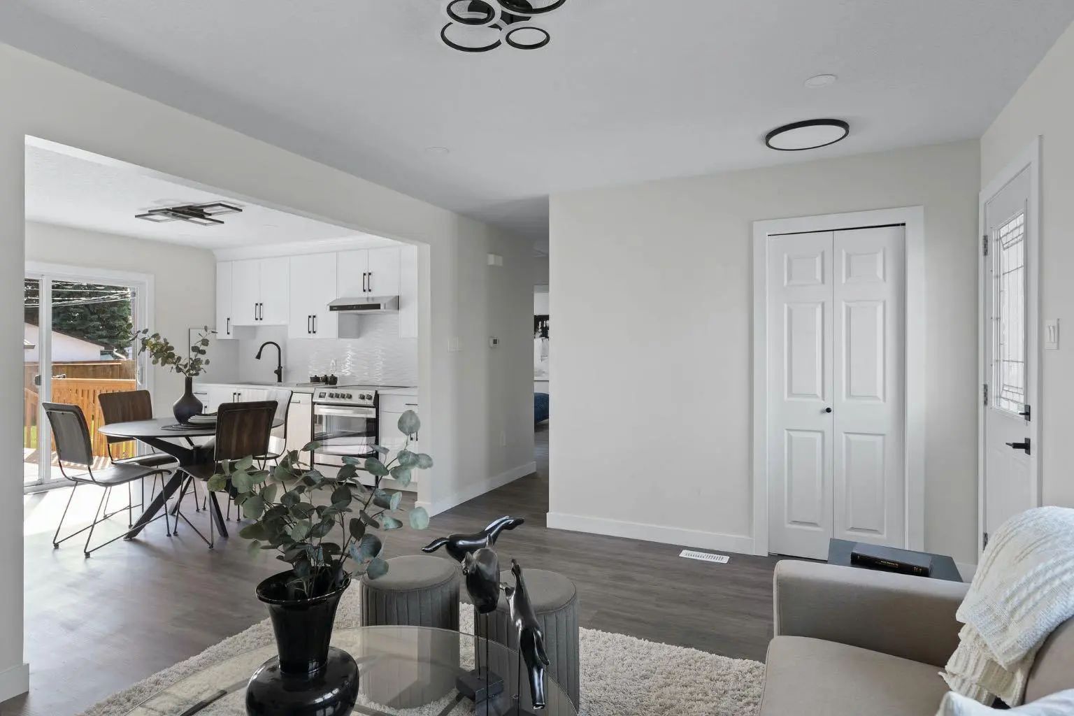 9608 5 Street Southeast, Calgary – Residential Detached Listing Photo 4