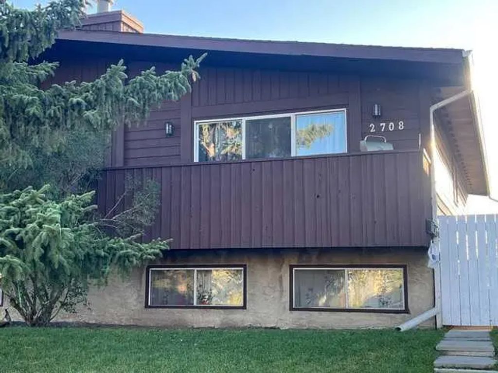 2708 46 Street Se, Calgary