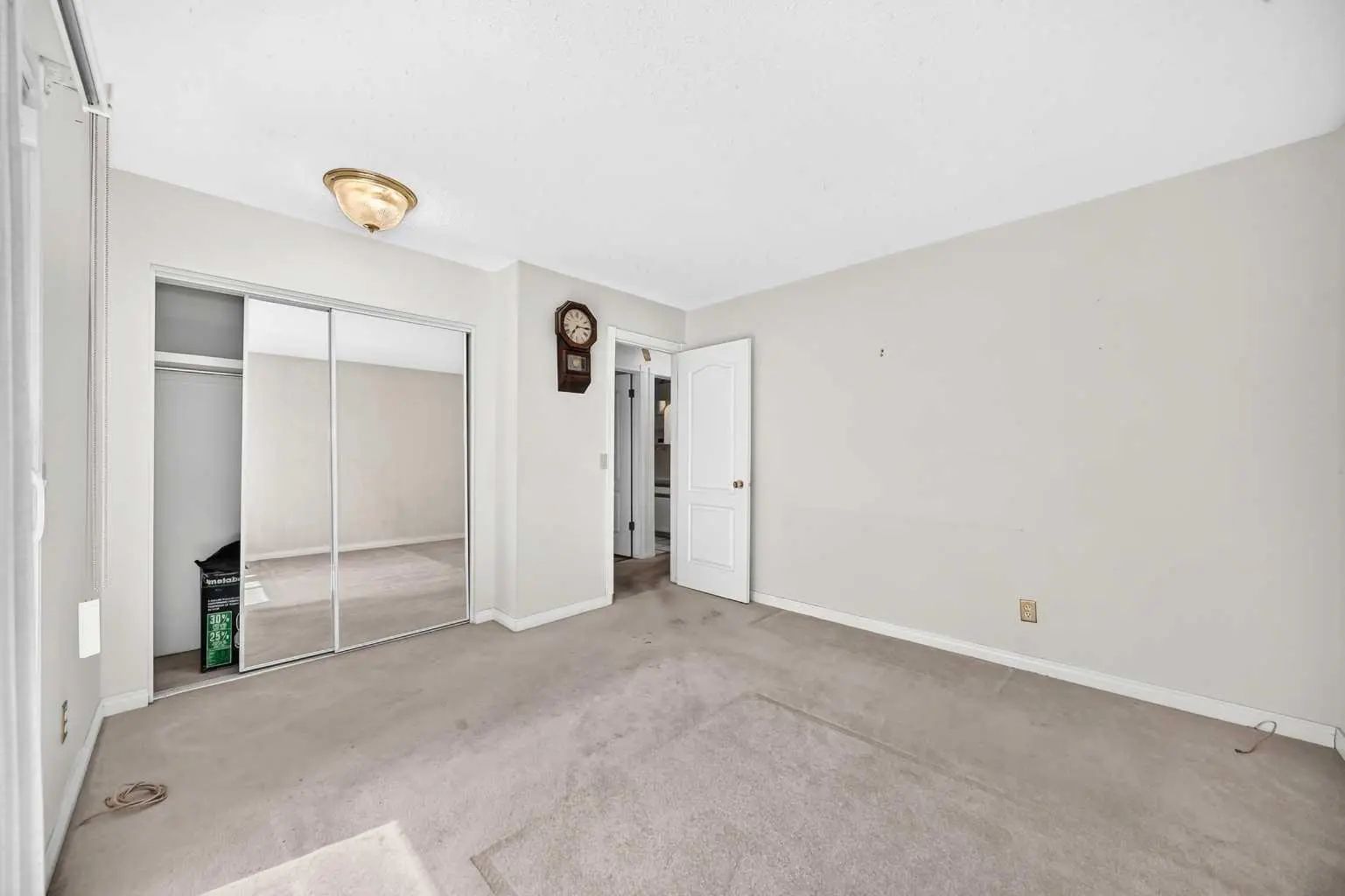 6437 Coach Hill Road Southwest, Calgary – Residential Semi Detached (Half Duplex) Listing Photo 13