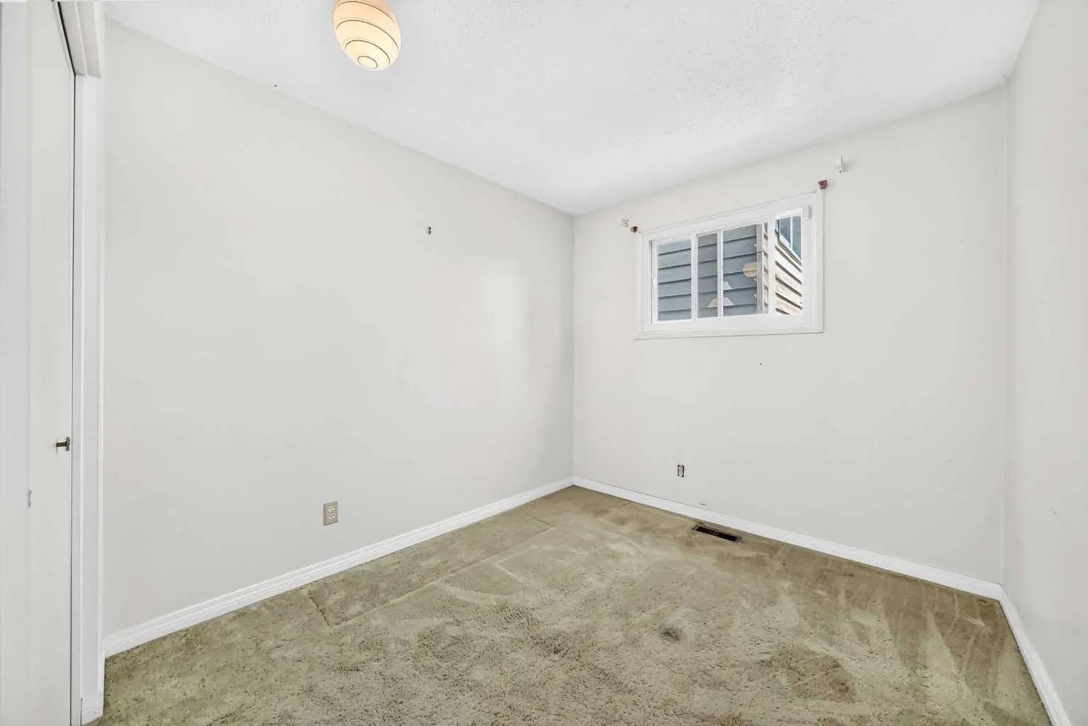 6437 Coach Hill Road Southwest, Calgary – Residential Semi Detached (Half Duplex) Listing Photo 26