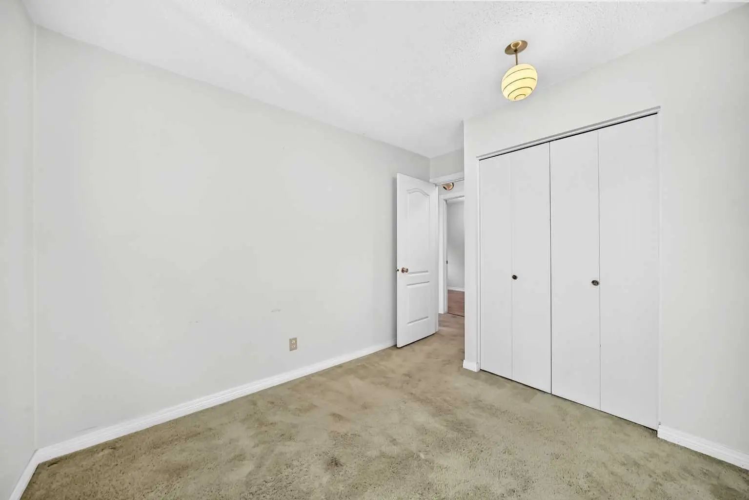 6437 Coach Hill Road Southwest, Calgary – Residential Semi Detached (Half Duplex) Listing Photo 27