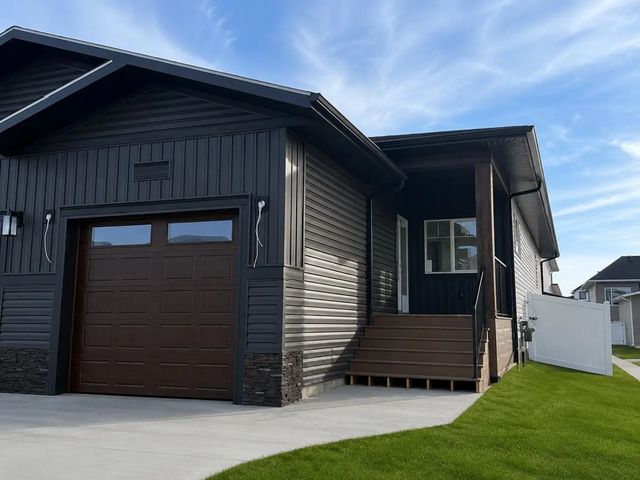 83 Gray Close , Sylvan Lake