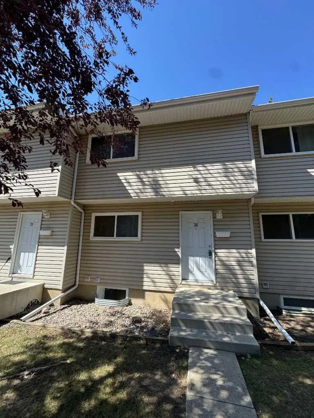 36 55 Lemoyne Crescent W, Lethbridge