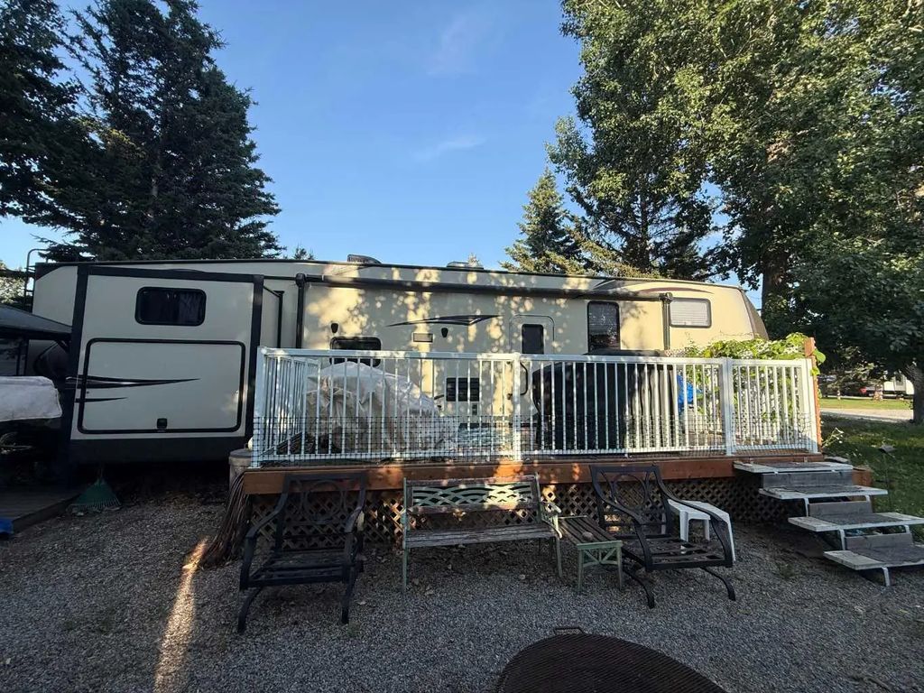 31 Timber Drive 5230 27 Highway , Rural Mountain View County