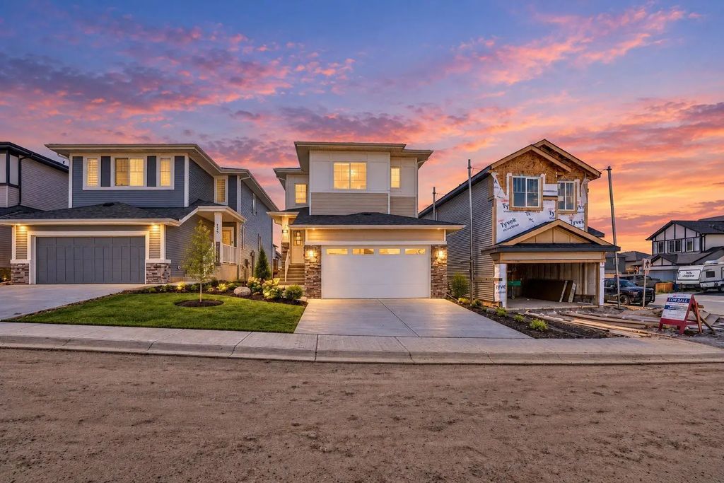 183 Heritage Court , Cochrane