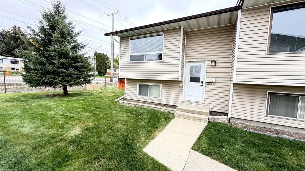 41 Link Court Sw, Medicine Hat