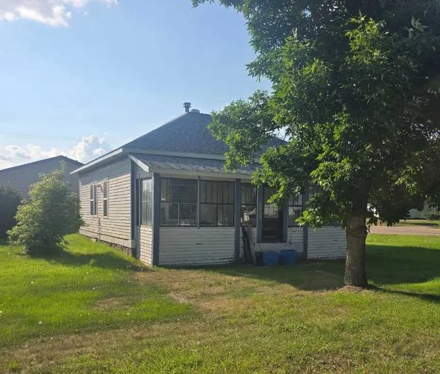 5033 49a Street , Sedgewick