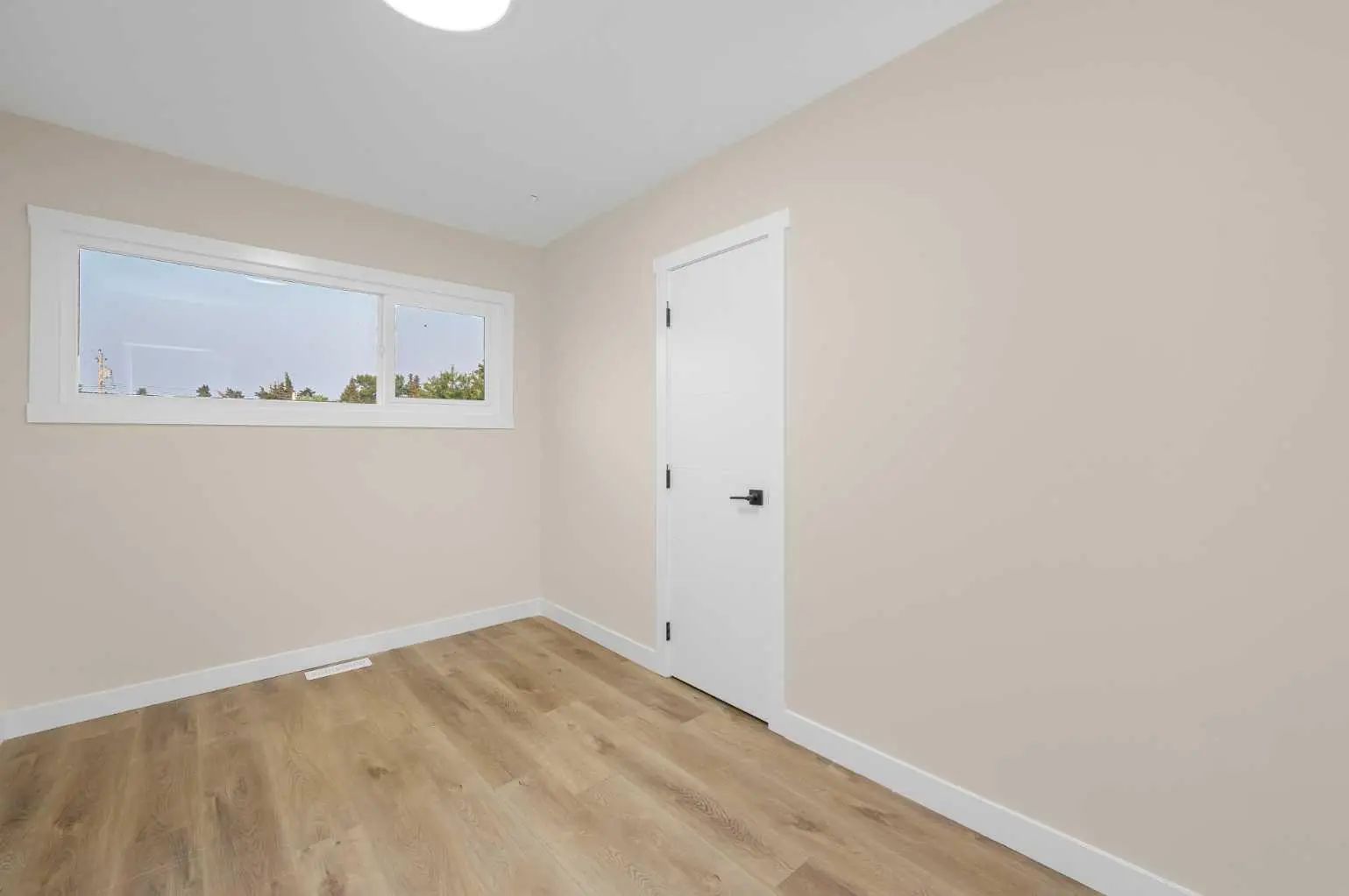 2231 40 Street Southeast, Calgary – Residential Detached Listing Photo 12
