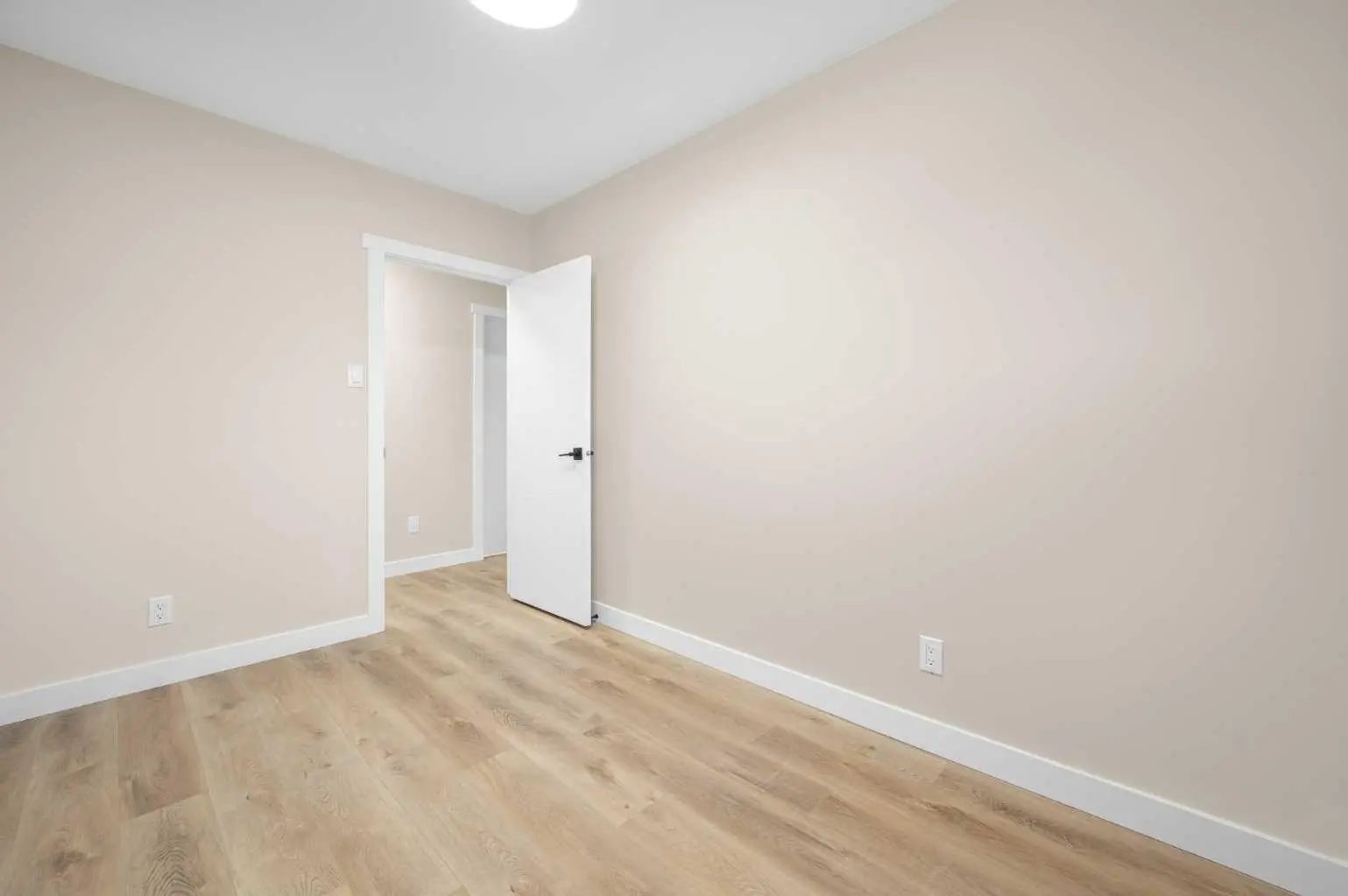 2231 40 Street Southeast, Calgary – Residential Detached Listing Photo 13