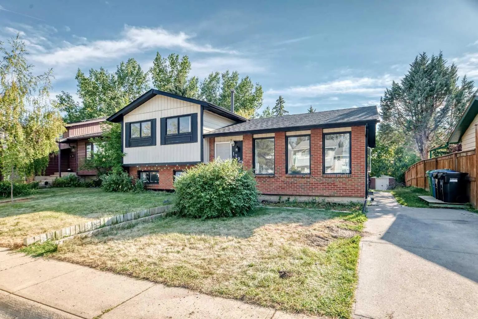 179 Deer Ridge Way Southeast, Calgary – Residential Detached Listing Photo 3