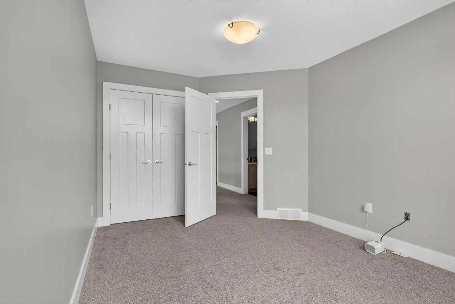 3318 Centre B Street Northwest, Calgary – Residential Semi Detached (Half Duplex) Listing Photo 26