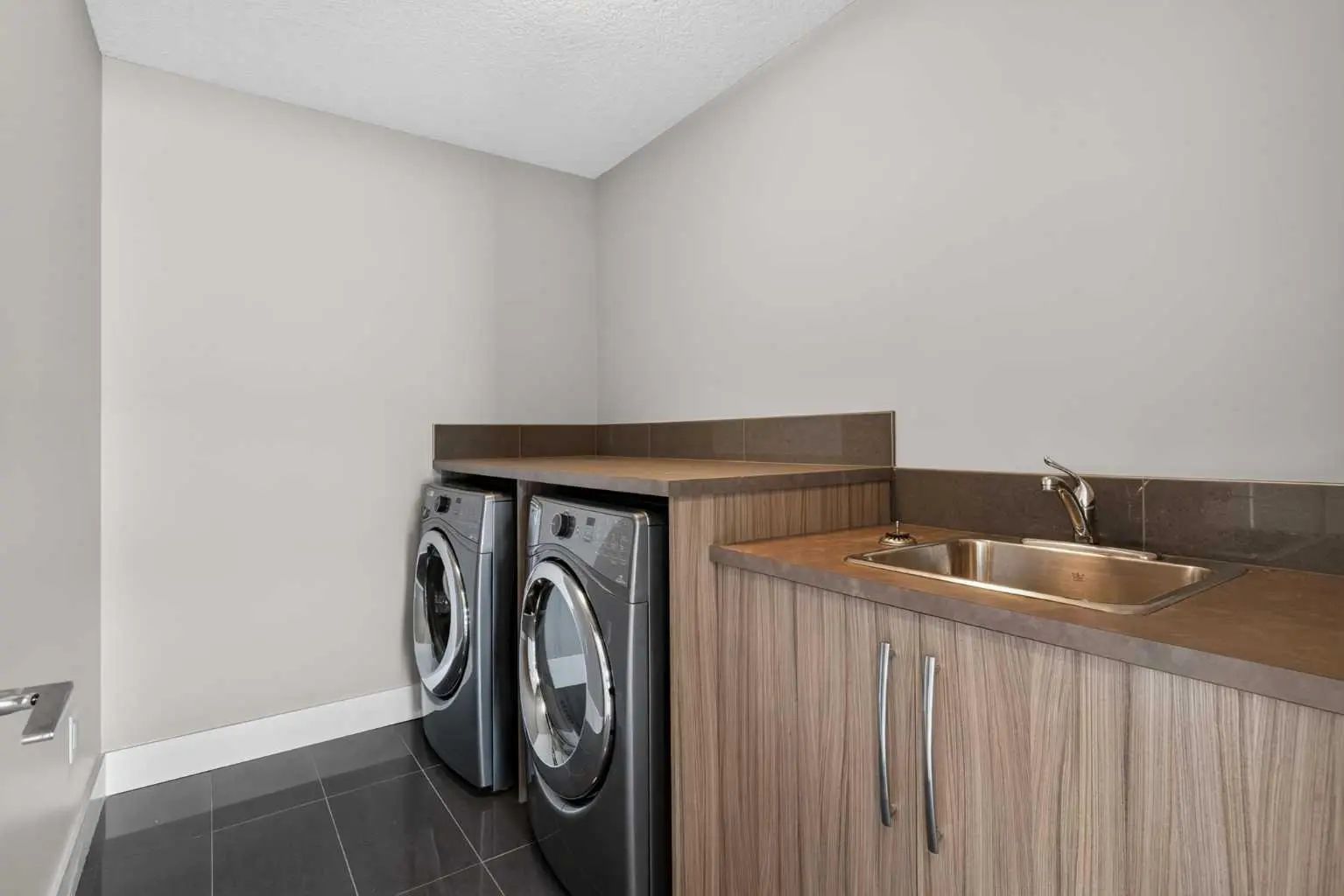 3318 Centre B Street Northwest, Calgary – Residential Semi Detached (Half Duplex) Listing Photo 30