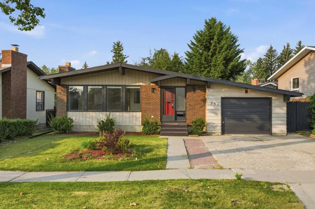 731 Queensland Drive Se, Calgary