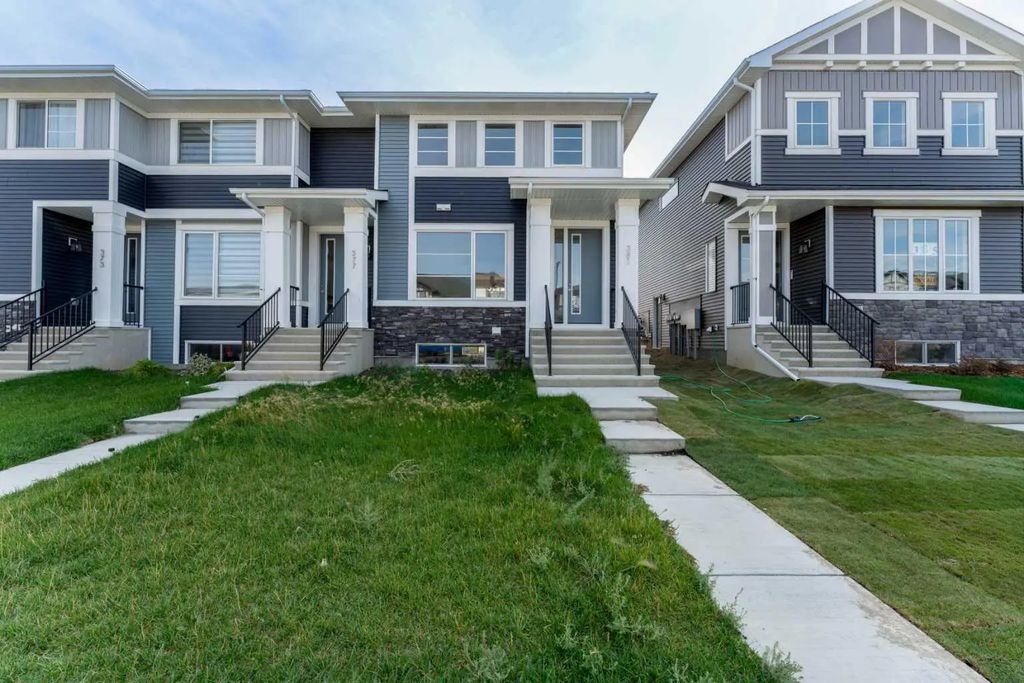 381 Waterford Boulevard , Chestermere