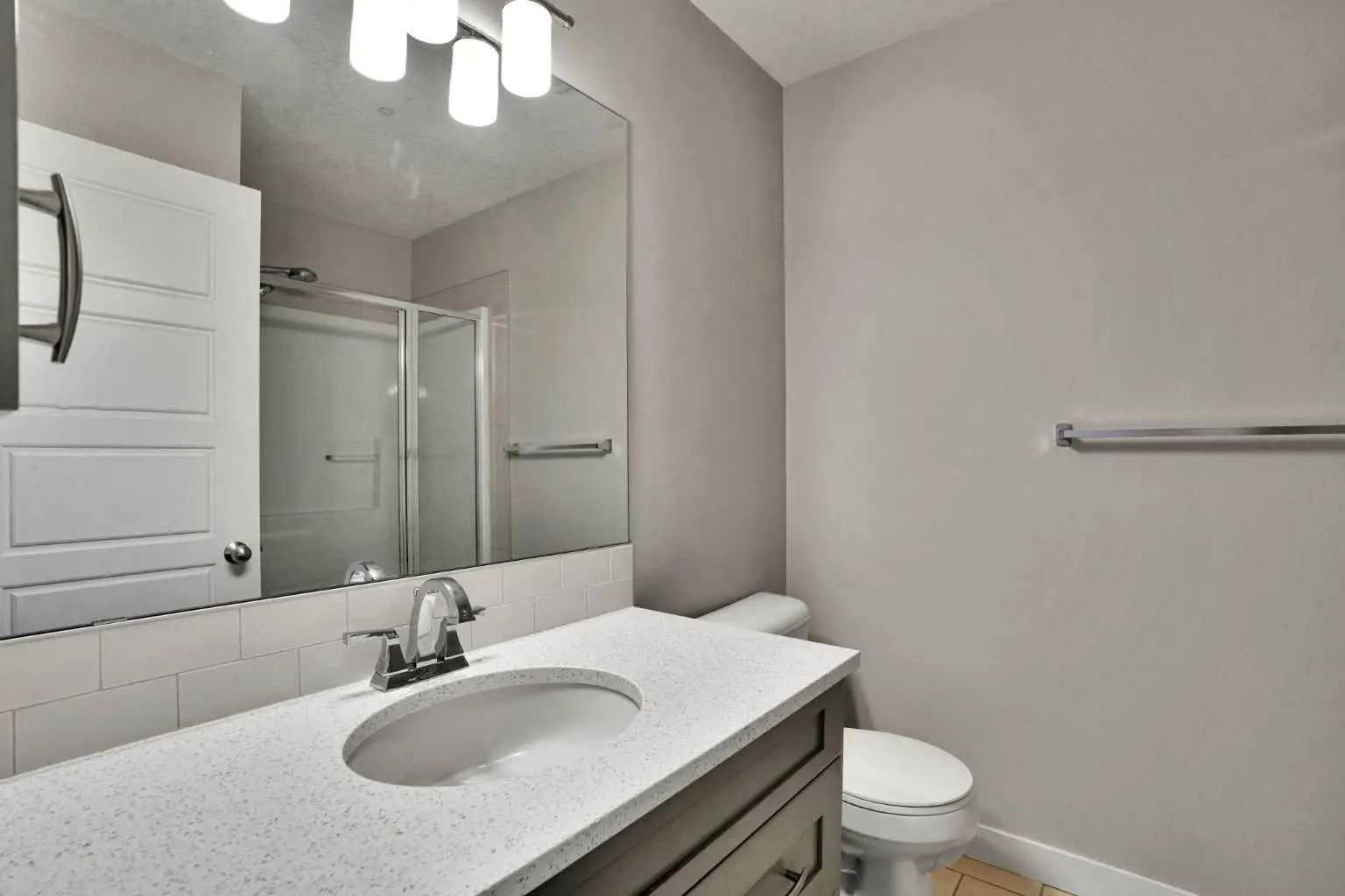 118 28 Mcdougall Court Northeast, Calgary – Residential Row/Townhouse Listing Photo 34