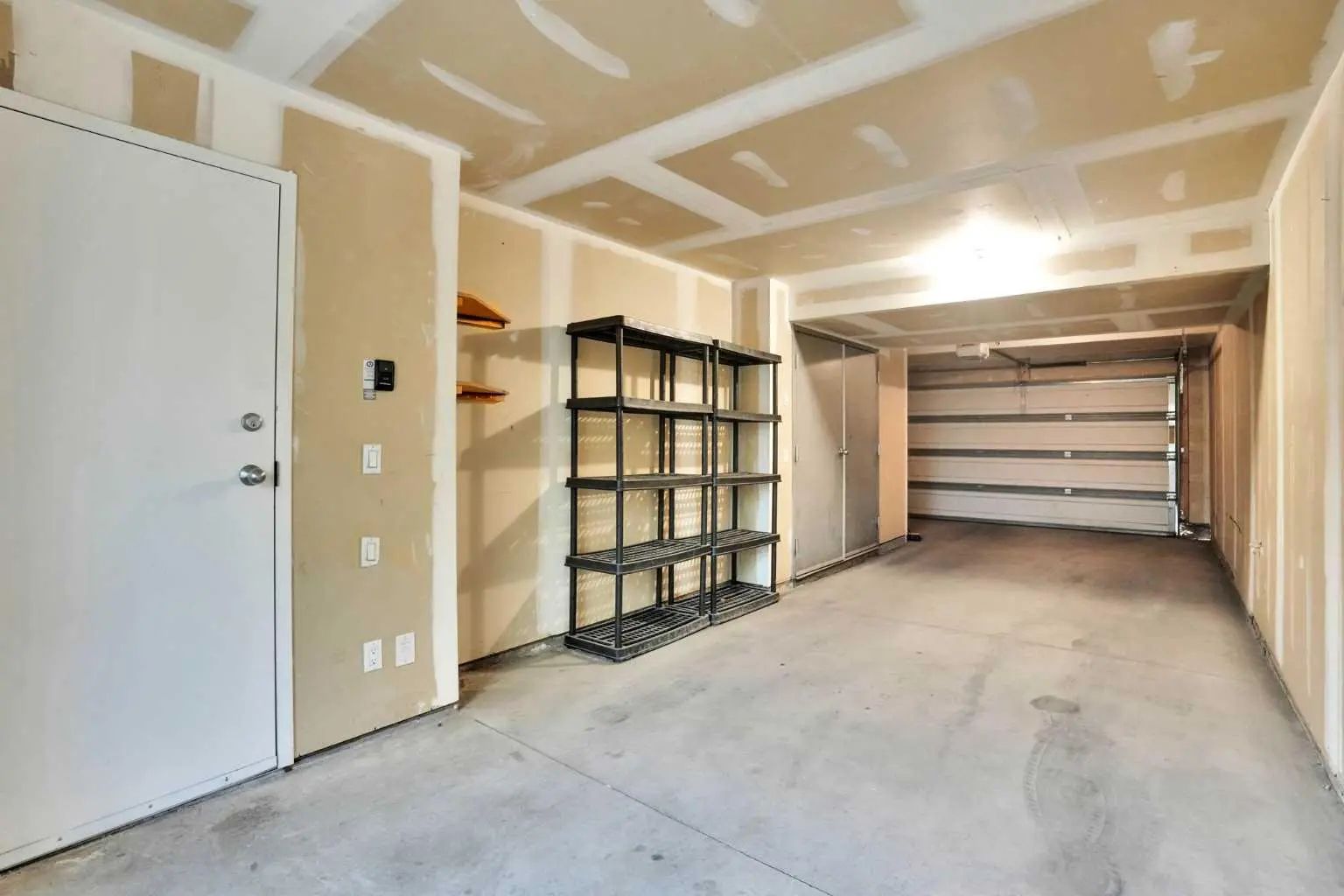 118 28 Mcdougall Court Northeast, Calgary – Residential Row/Townhouse Listing Photo 39