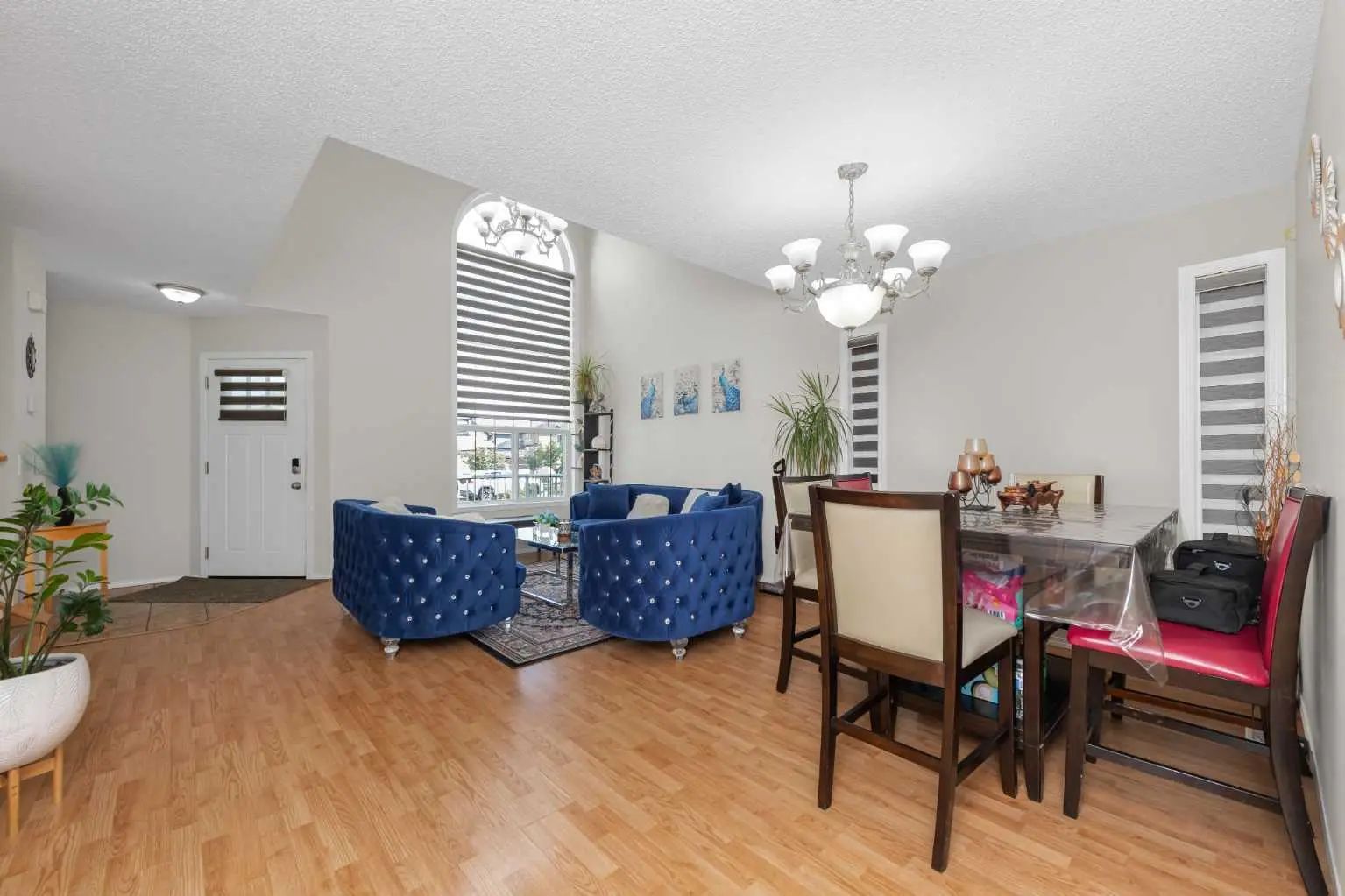 210 Taracove Landing Northeast, Calgary – Residential Detached Listing Photo 5