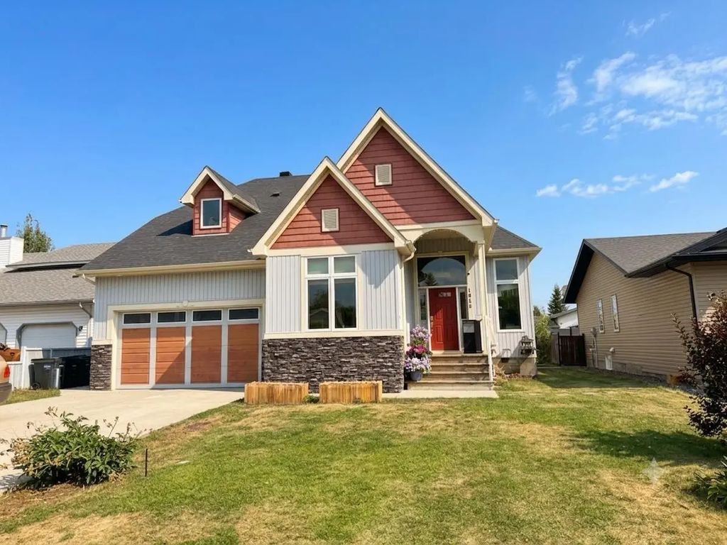 1016 2 Street Ne, Sundre
