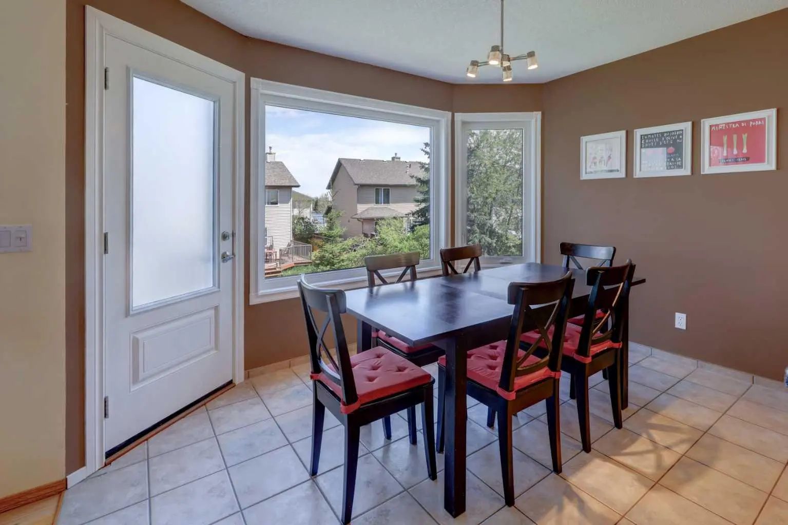 189 Citadel Crest Park Northwest, Calgary – Residential Detached Listing Photo 7