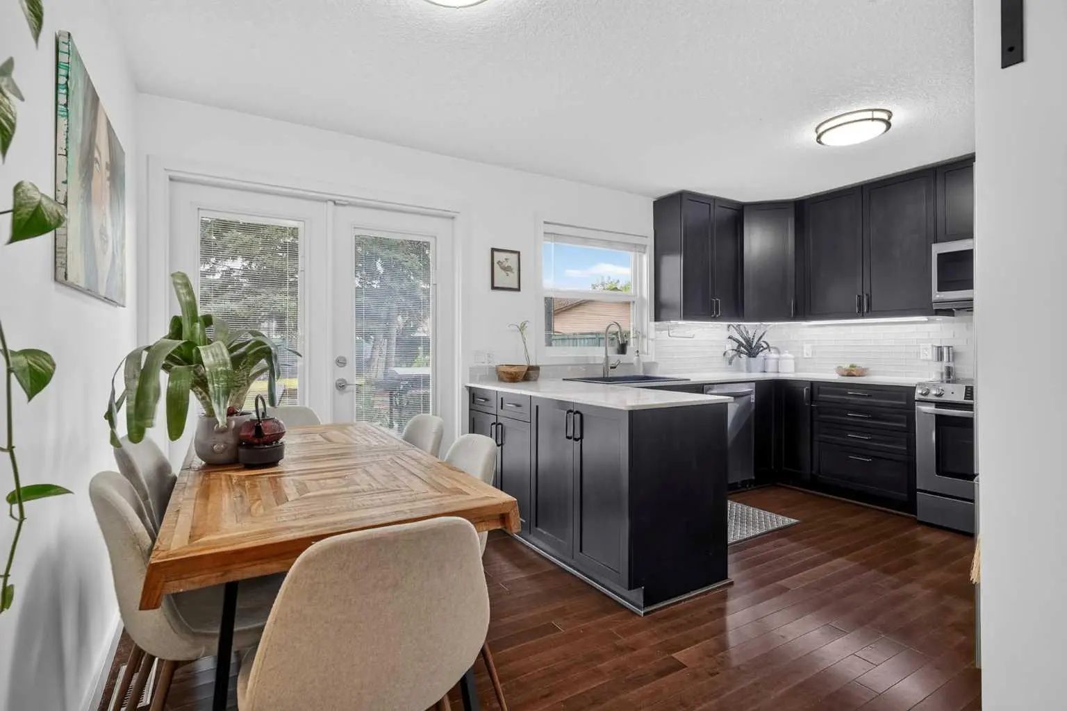 6324 Bowmont Crescent Northwest, Calgary – Residential Detached Listing Photo 7