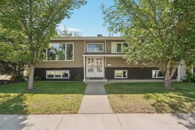210 Dunkirk Street S, Lethbridge