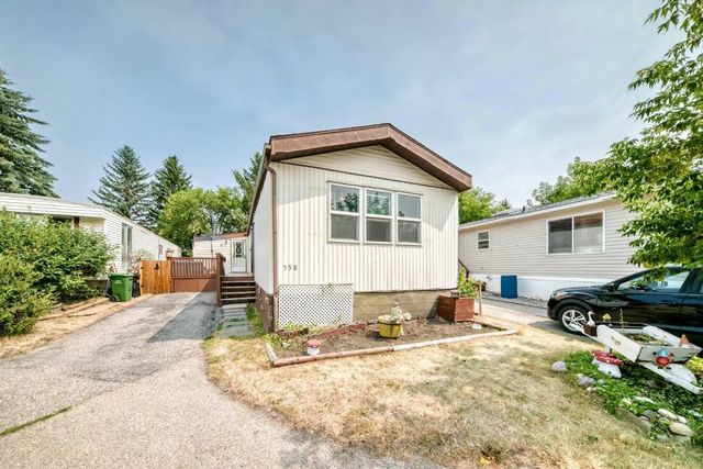 350 3223 83 Street Nw, Calgary