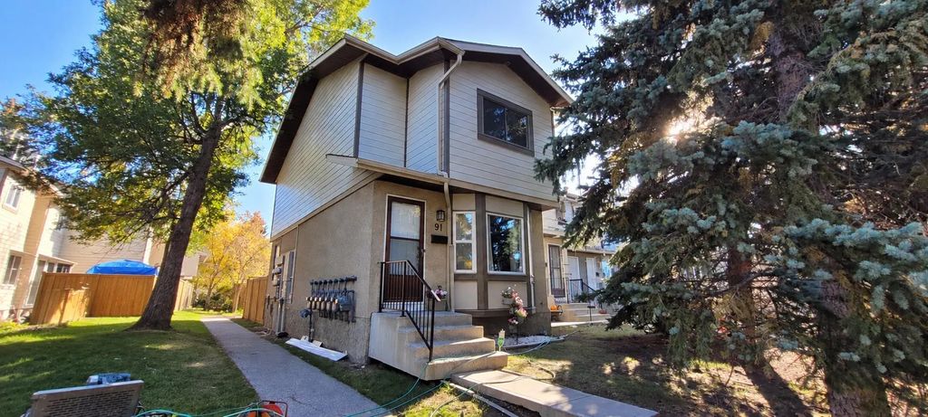 91 Deerfield Drive Se, Calgary