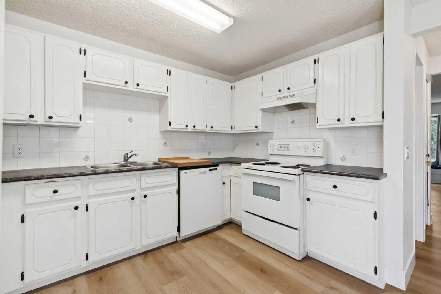 91 Deerfield Drive Southeast, Calgary – Residential Row/Townhouse Listing Photo 6