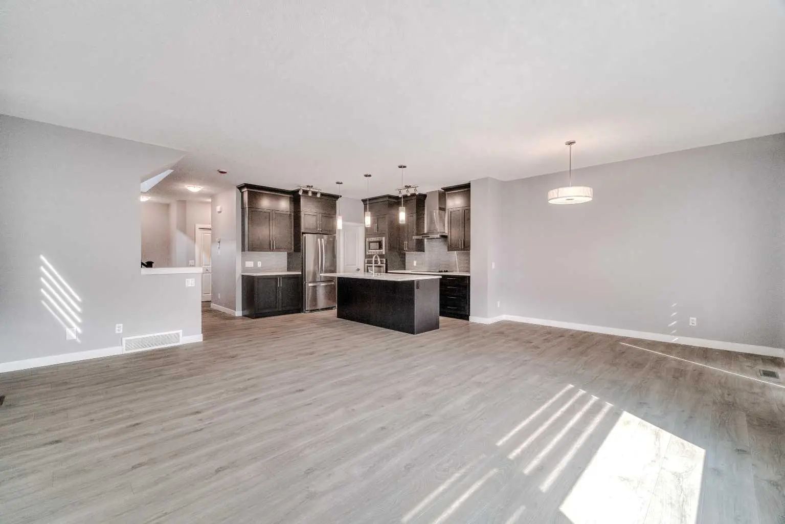 22 Sage Bluff Heights Northwest, Calgary – Residential Detached Listing Photo 12