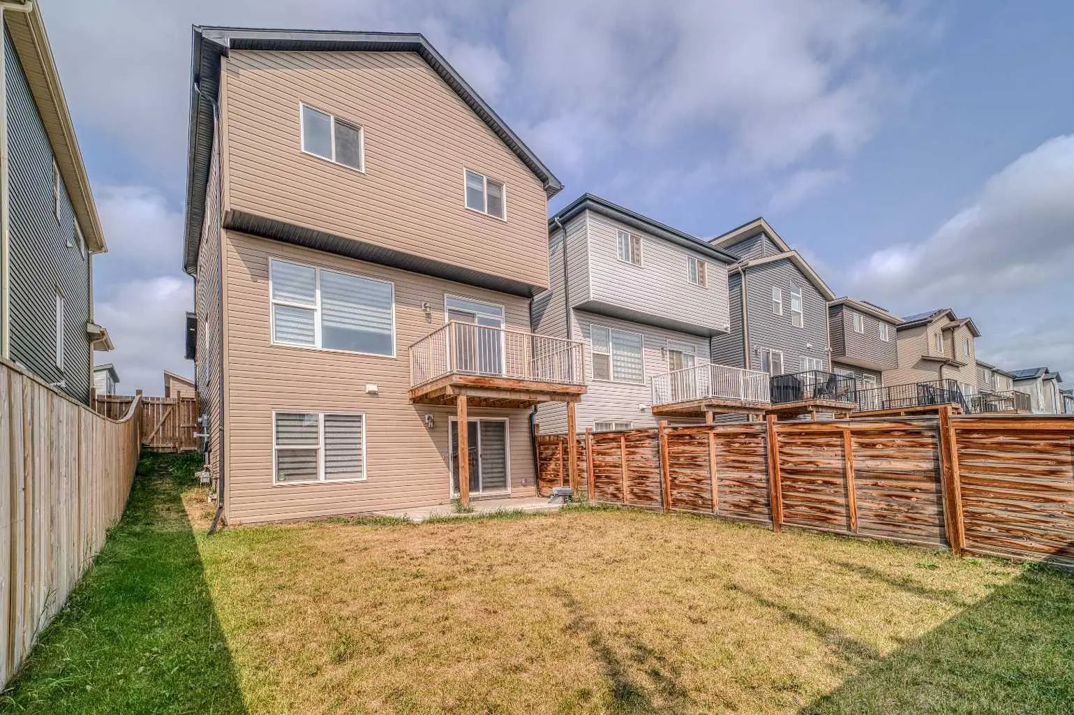 22 Sage Bluff Heights Northwest, Calgary – Residential Detached Listing Photo 6