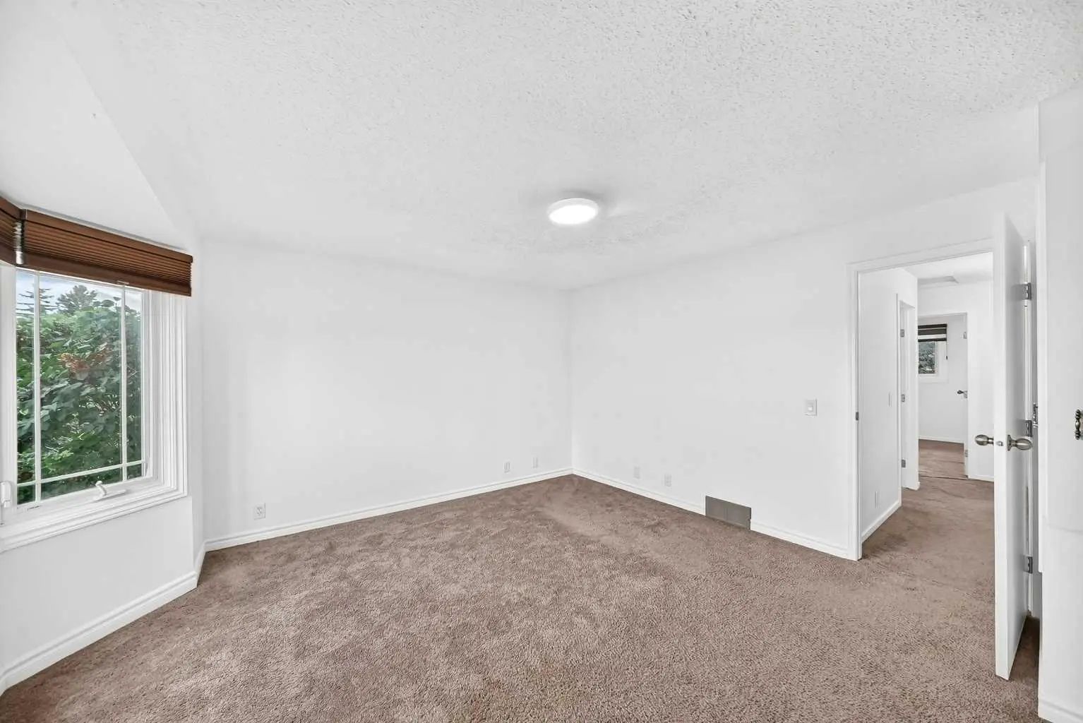 291 Falton Drive Northeast, Calgary – Residential Detached Listing Photo 7