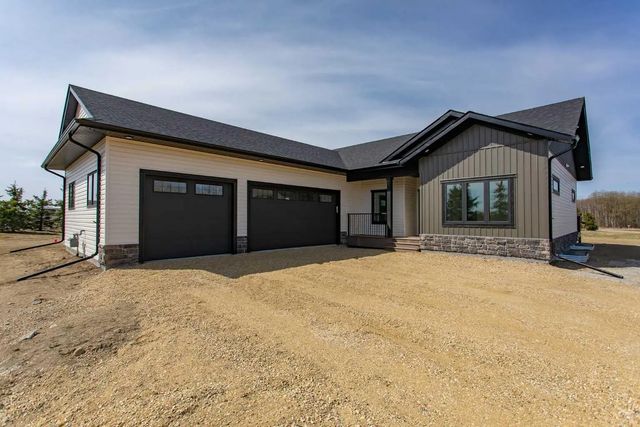 203 38452 Range Road 284  , Rural Red Deer County