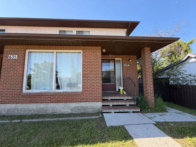 645 3 Avenue W, Drumheller