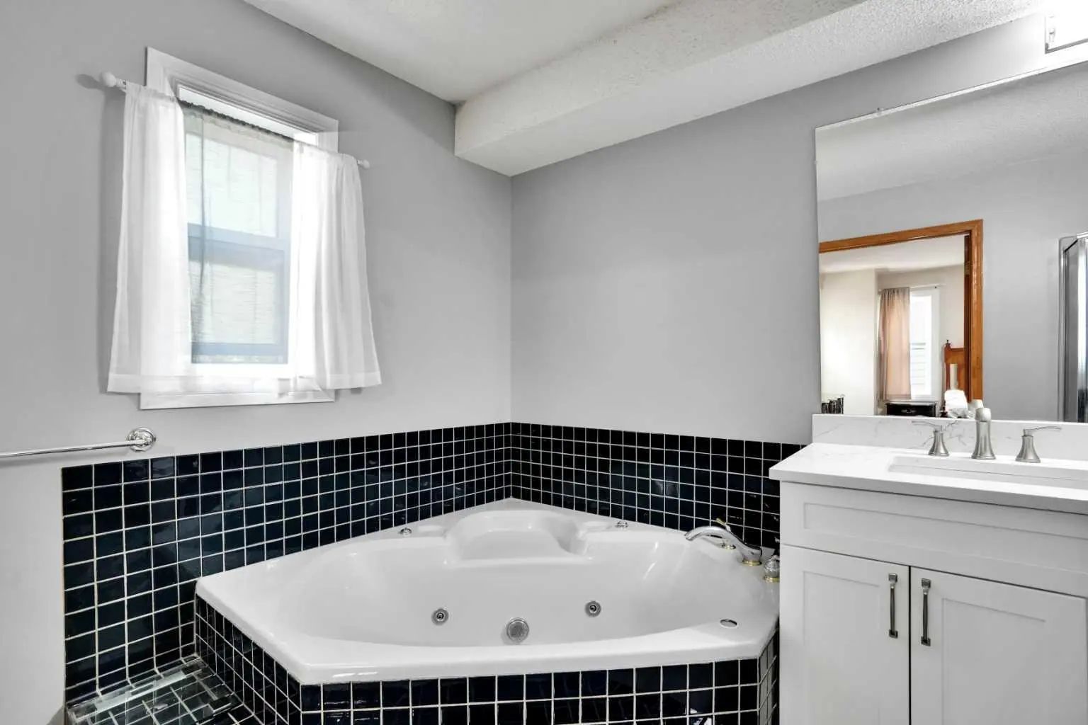 16 Sun Harbour Crescent Southeast, Calgary – Residential Detached Listing Photo 26