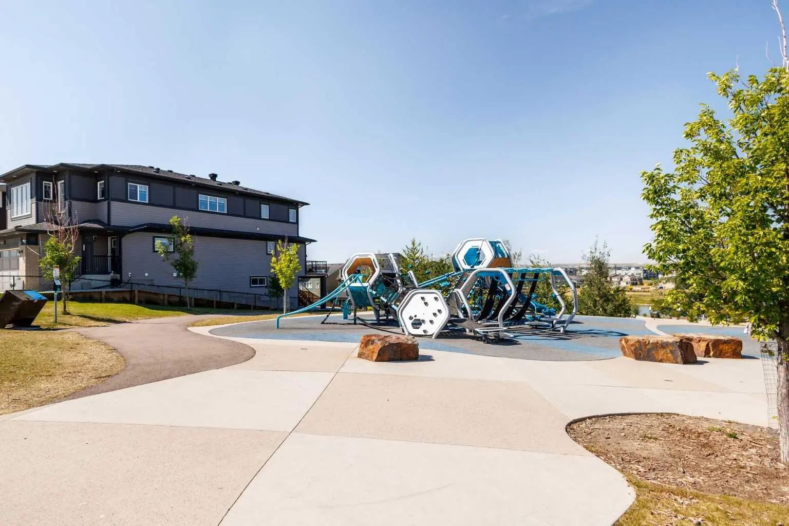 251 Lucas Boulevard Northwest, Calgary – Residential Row/Townhouse Listing Photo 35