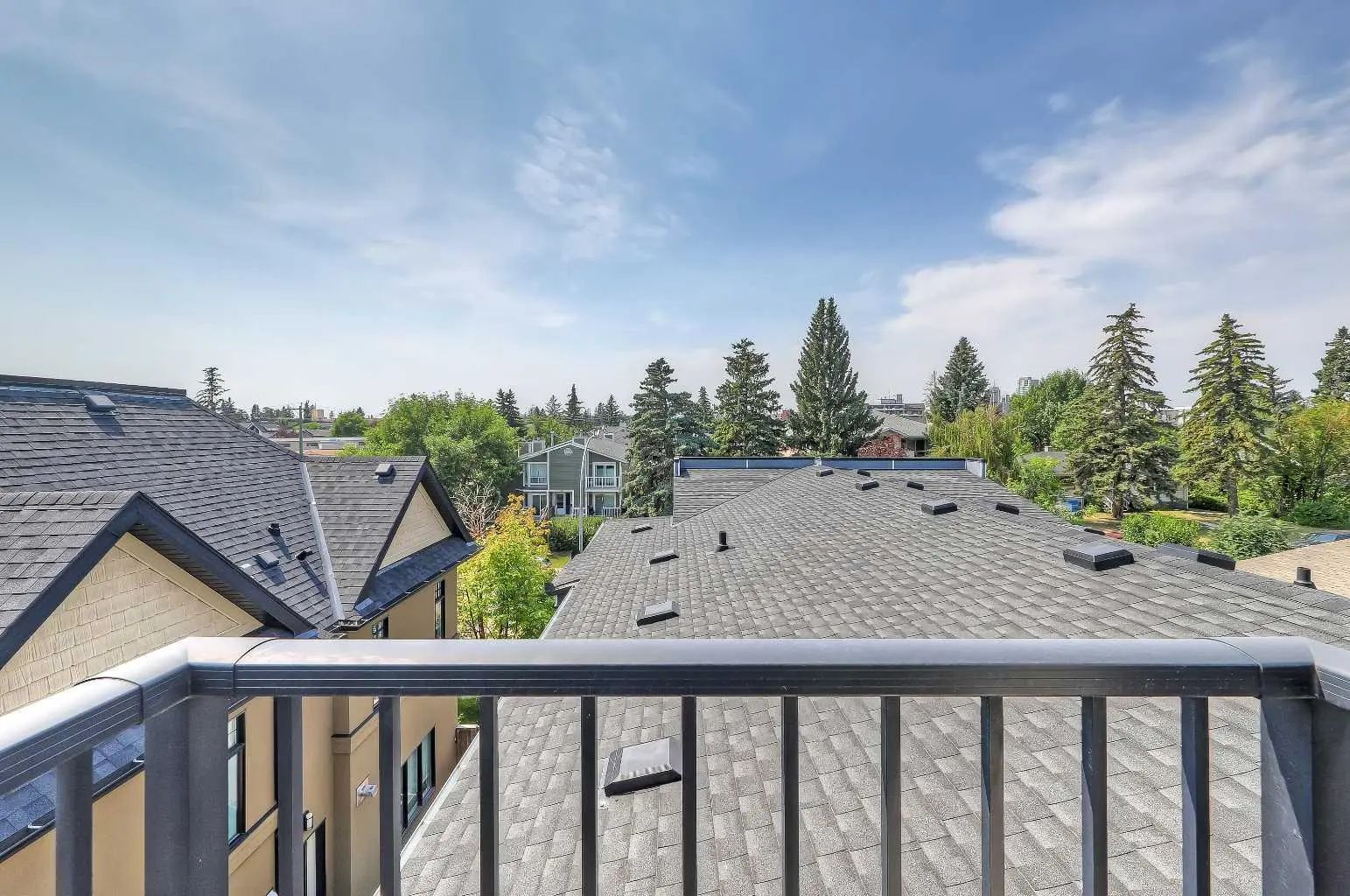2 1936 25a Street Southwest, Calgary – Residential Row/Townhouse Listing Photo 25
