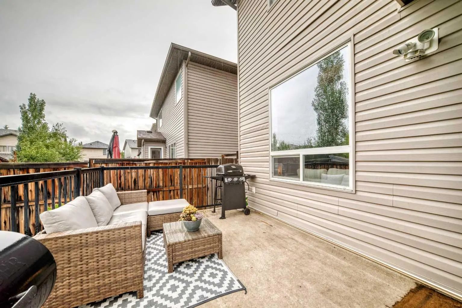 121 Chapalina Heights Southeast, Calgary – Residential Detached Listing Photo 15