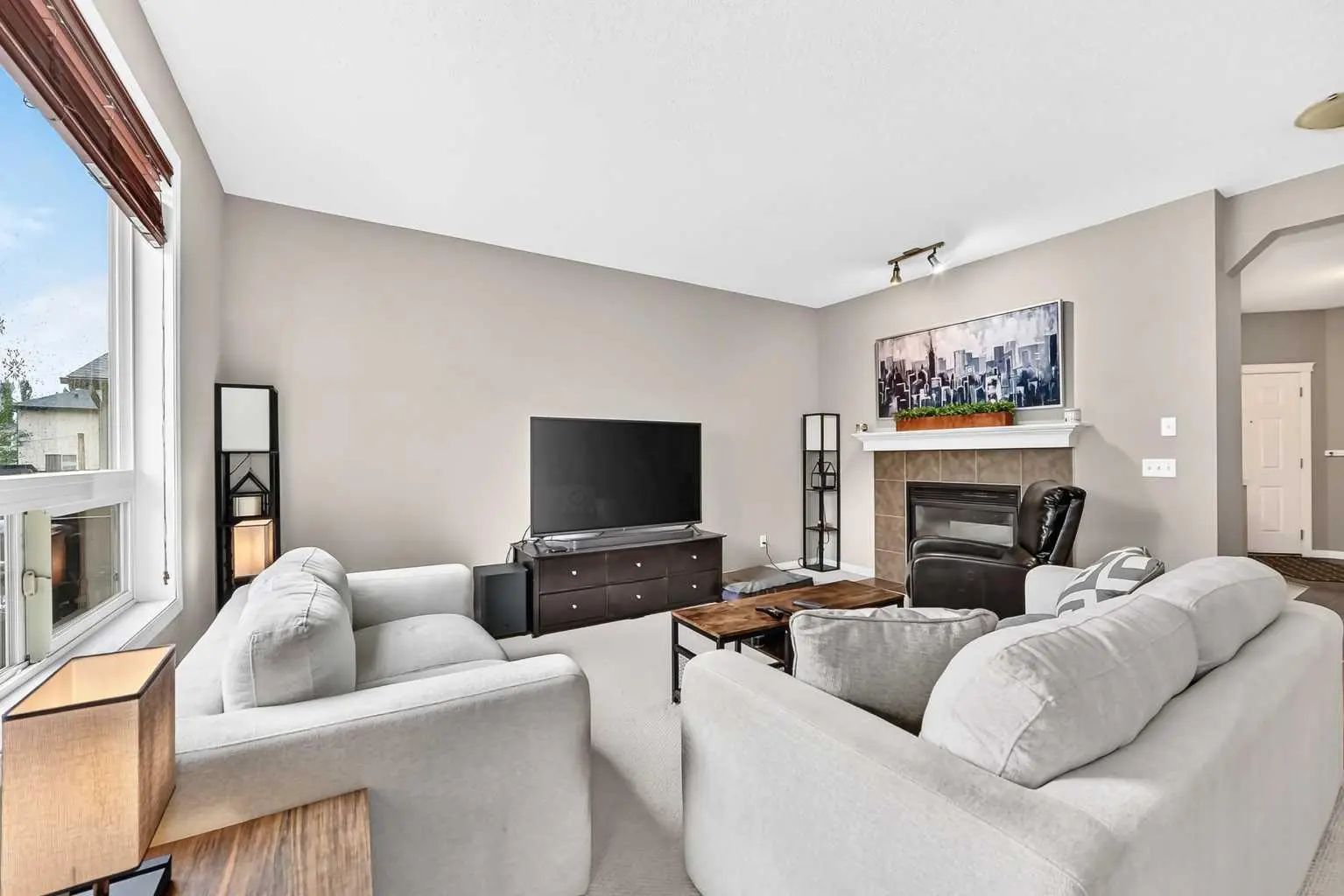 121 Chapalina Heights Southeast, Calgary – Residential Detached Listing Photo 7