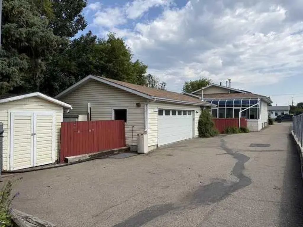 4732 48 Street , Sylvan Lake