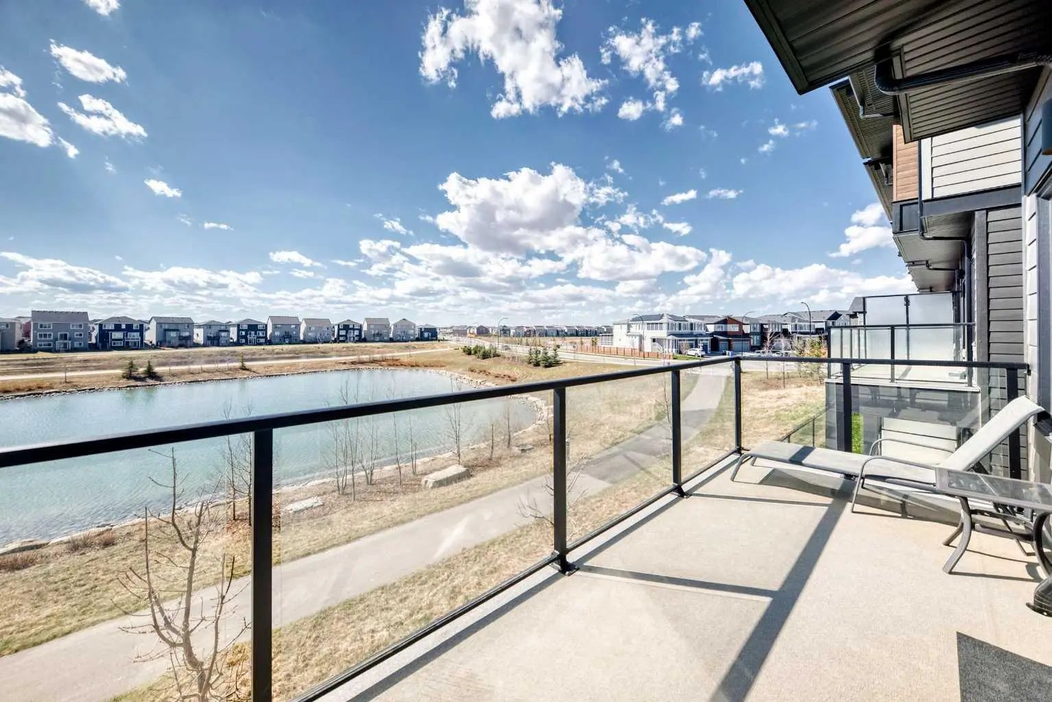 3125 55 Lucas Way Northwest, Calgary – Residential Row/Townhouse Listing Photo 2