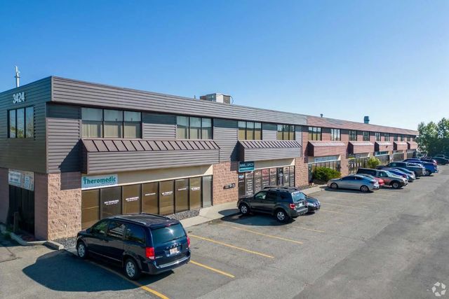 101 3424 27 Street Ne, Calgary