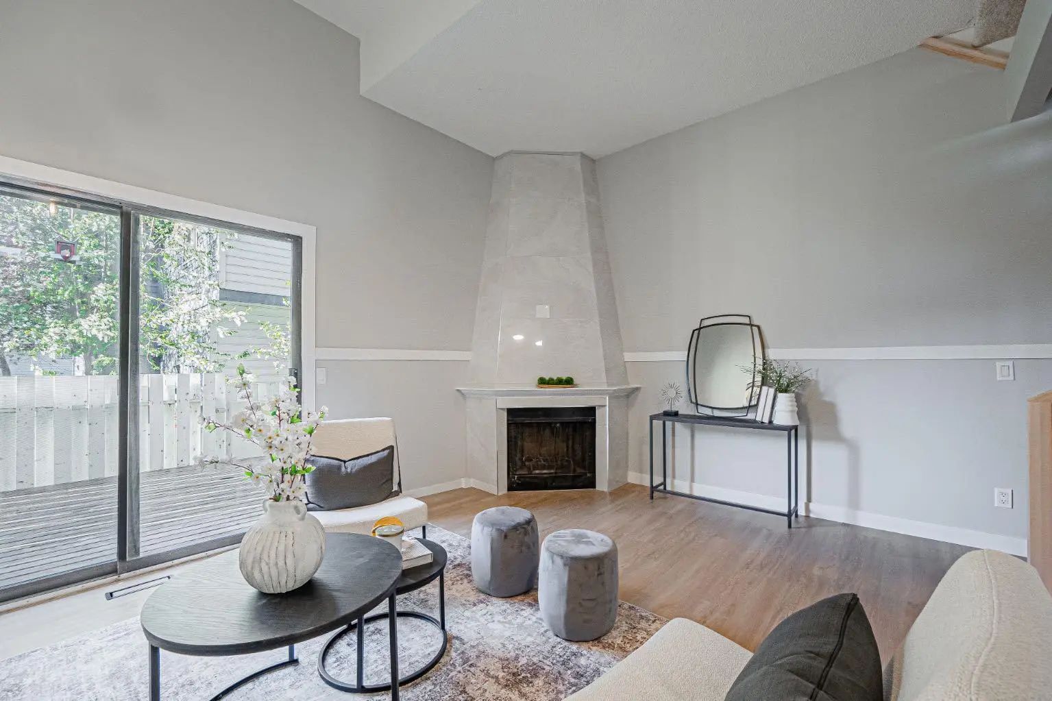 602 919 38 Street Northeast, Calgary – Residential Row/Townhouse Listing Photo 3