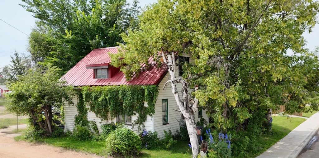 5009 52nd Avenue  , High Prairie
