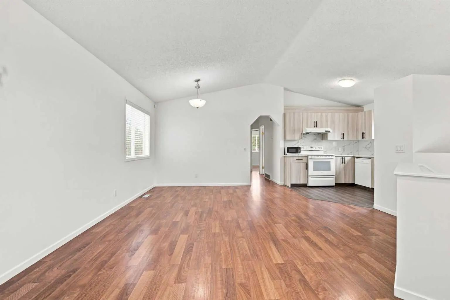 11 Martin Crossing Rise Northeast, Calgary – Residential Detached Listing Photo 10