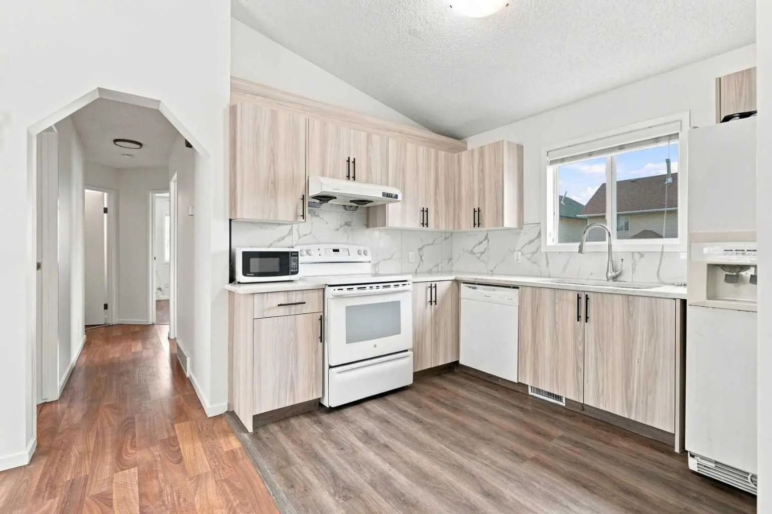 11 Martin Crossing Rise Northeast, Calgary – Residential Detached Listing Photo 13
